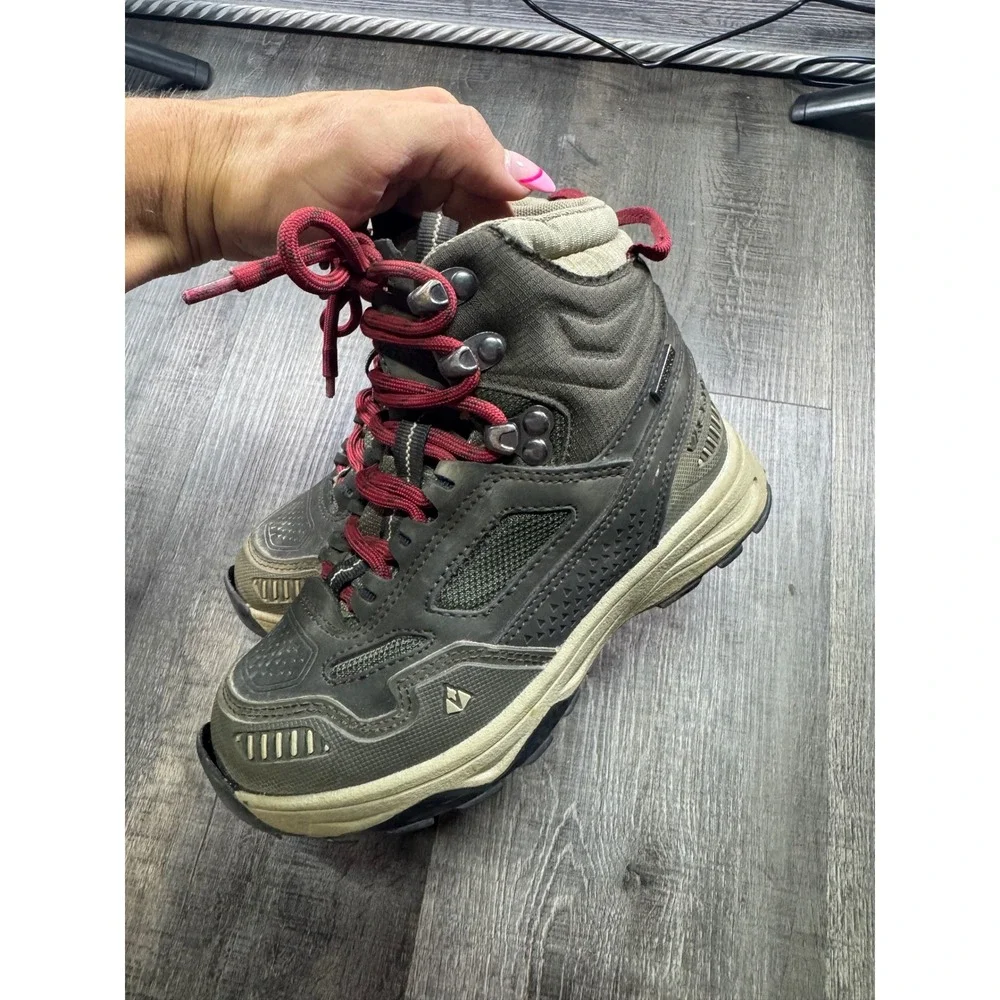 Vasque Kids Hiking Boots Red Laces Waterproof 7250 Size 12 Kids